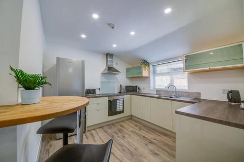 5 bedroom house to rent, Broomhall Street, Sheffield S3
