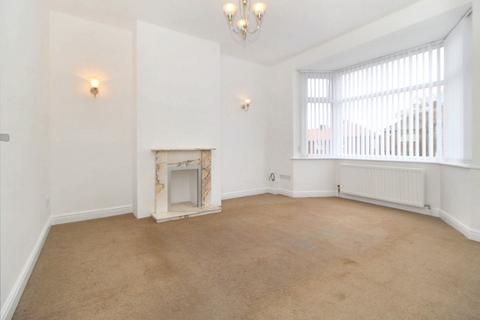 2 bedroom ground floor flat for sale, Stamfordham Road, fenham, Newcastle upon Tyne, Tyne and Wear, NE5 3JN