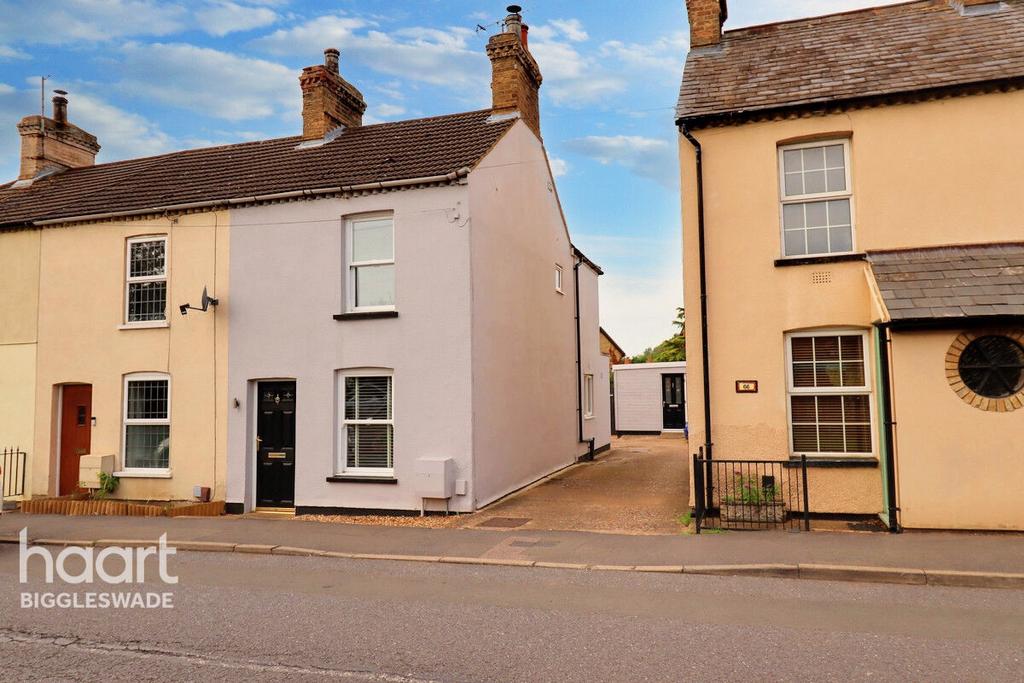 Ivel Road, Shefford 2 bed semidetached house for sale £335,000
