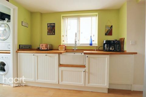 68 Ivel Road, Shefford, SG17 5LB