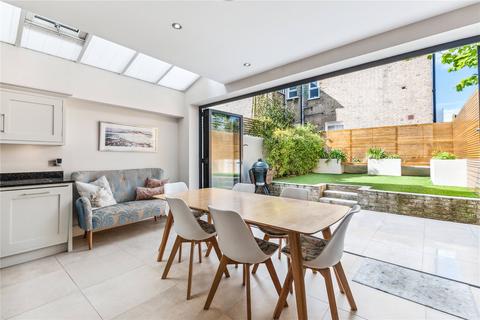 89 Chestnut Grove, London, SW12 8JG