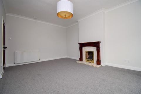 3 bedroom flat to rent, Ruel Street, Flat 2/1, Cathcart, Glasgow, G44 4AP