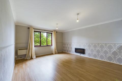 2 bedroom flat for sale, 11 Hattersfield Close, Belvedere