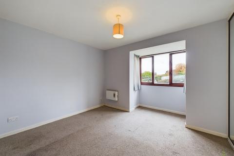 2 bedroom flat for sale, 11 Hattersfield Close, Belvedere