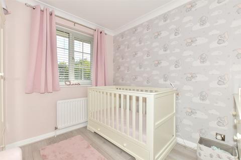 20 Farncombe Way, Whitfield, Dover, CT16 3NT