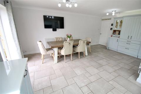 72 High Street, Blunsdon, Swindon, SN26 7AE