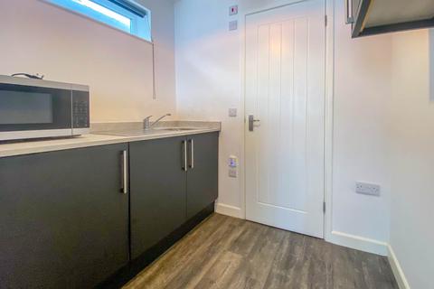 Studio to rent, Parkwood Road , Southbourne , Bournemouth
