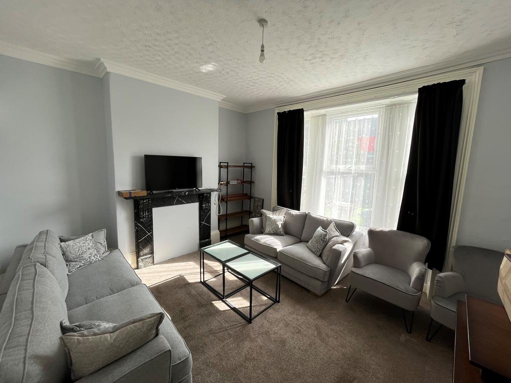 Plymouth - 1 bedroom ground floor flat to rent