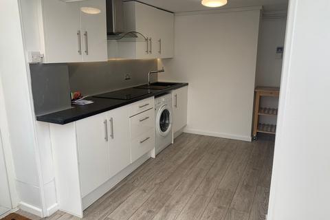 1 bedroom ground floor flat to rent, 35 Kirkdale Road, Tunbridge Wells TN1