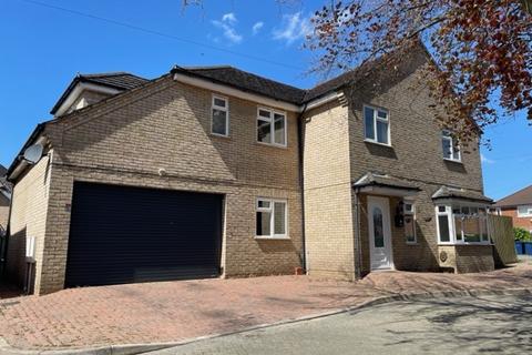 4 bedroom detached house for sale, Eastrea Road, Whittlesey