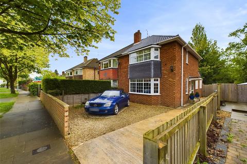 1 Cleevemount Close, Cheltenham, GL52 3HW