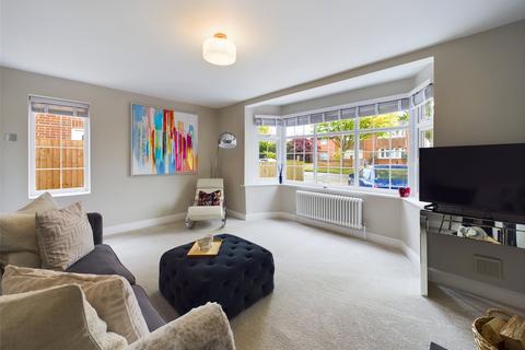 1 Cleevemount Close, Cheltenham, GL52 3HW