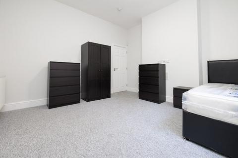 5 bedroom townhouse to rent, Radford Road, Nottingham NG7