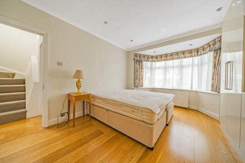 13 Brunswick Gardens, London, W5 1AP