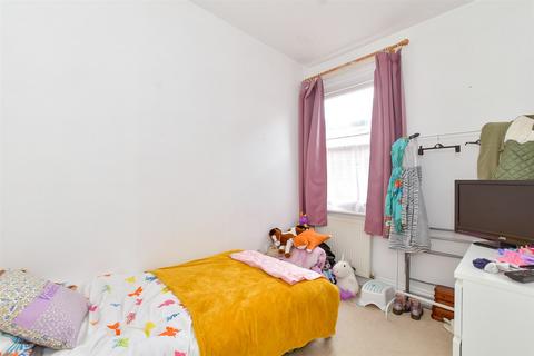 2 bedroom apartment for sale, North Street, Havant, Hampshire