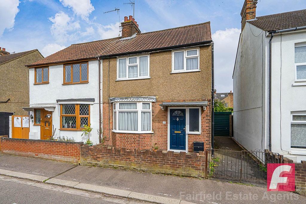 Greatham Road, Bushey 3 bed semidetached house for sale £450,000