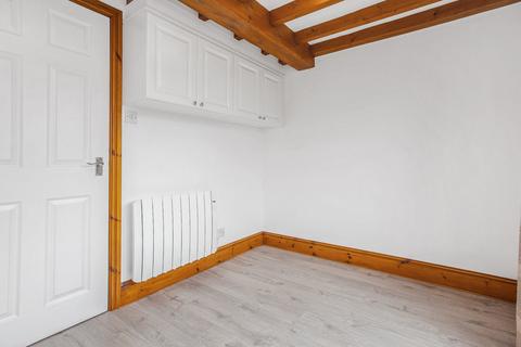 6 Pickles Field, Milnthorpe, LA7 7ED