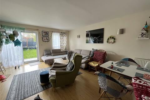 3 bedroom terraced house to rent, Elvedon Road, Feltham, TW13