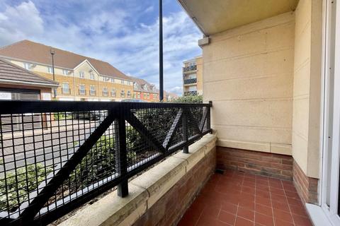2 bedroom apartment for sale, Collier Way, Southchurch Park Area, Essex, SS1