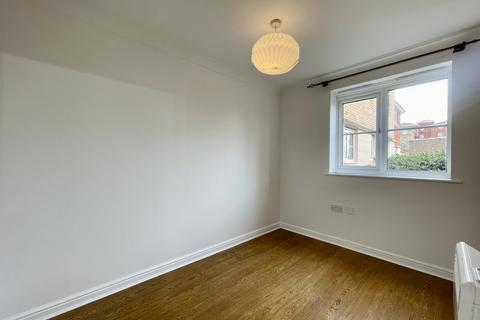 75 Collier Way, Southend-on-sea, SS1 2AF