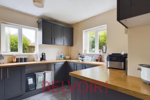 2 Bagot Grove, Stoke-on-trent, ST1 6JD