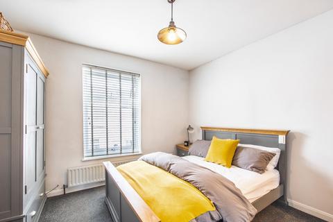 24 Factory Road, Northfleet, Gravesend, DA11 9HH