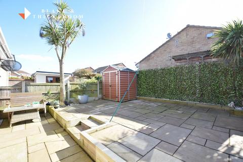 4 bedroom semi-detached house for sale, Abinger Close, Clacton-on-Sea