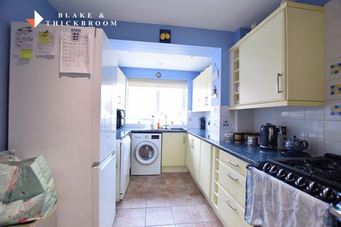 4 bedroom semi-detached house for sale, Abinger Close, Clacton-on-Sea