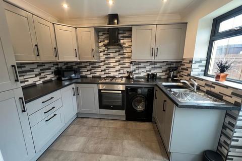 25 Ffordd Llanbad, Gilfach Goch, Porth, CF39 8FL