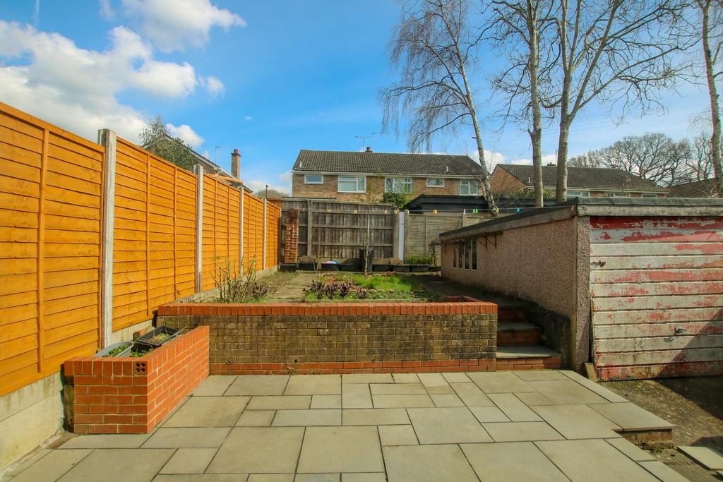 Beaulieu Close, Lordswood, Southampton 3 bed semidetached house for