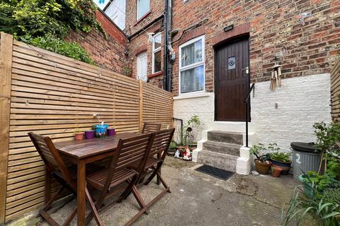 102 Briggate, Knaresborough, HG5 8BH