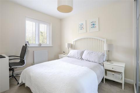 3 bedroom link detached house for sale, Gardenia Drive, Wrecclesham, Farnham, Surrey, GU10