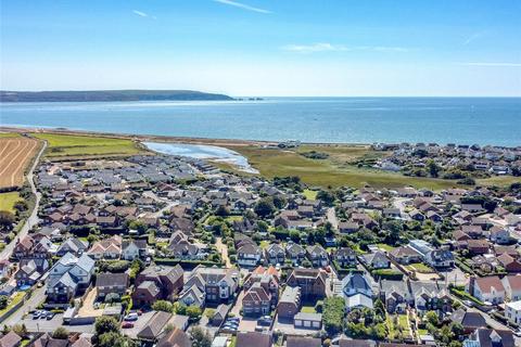 2 bedroom terraced house for sale, Keyhaven Road, Milford on Sea, Lymington, Hampshire, SO41