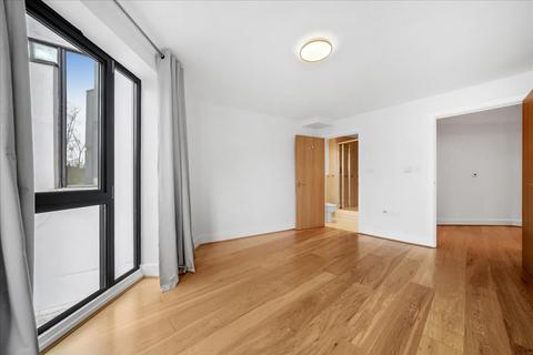 2 bedroom apartment for sale, Creston Court, Fletcher Road, London, W4