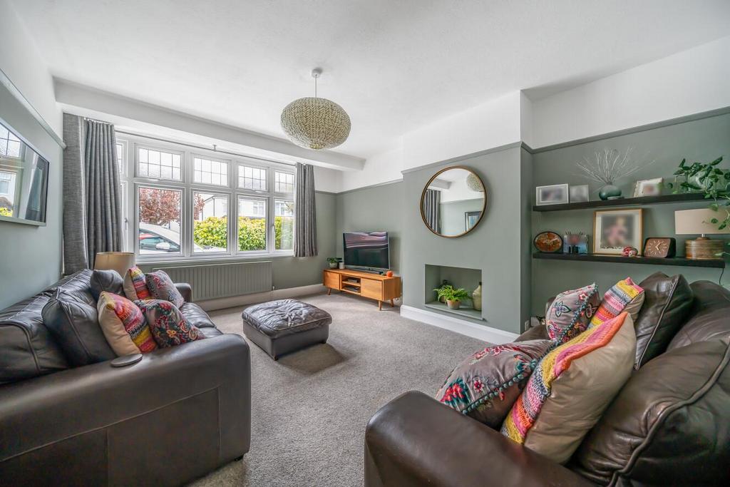 Ash Grove, West Wickham 5 bed semidetached house for sale £860,000