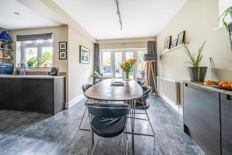 11 Ash Grove, West Wickham, BR4 0QL