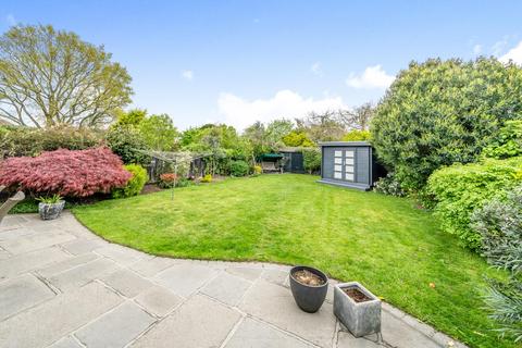 11 Ash Grove, West Wickham, BR4 0QL