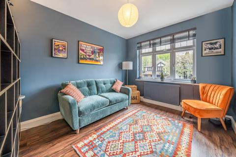 11 Ash Grove, West Wickham, BR4 0QL