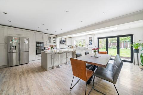 5 bedroom detached house for sale, Lavenham Drive, Biddenham
