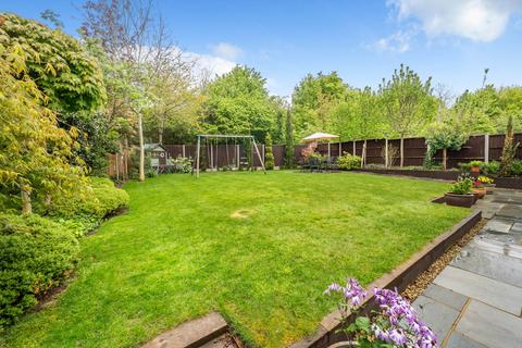 5 bedroom detached house for sale, Lavenham Drive, Biddenham