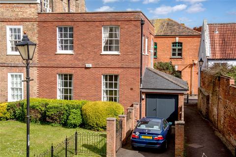 4 bedroom end of terrace house for sale, Priory Court, Bridgwater, Somerset, TA6