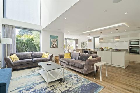 29 Grasmere Road, Sandbanks, Poole, BH13 7RH