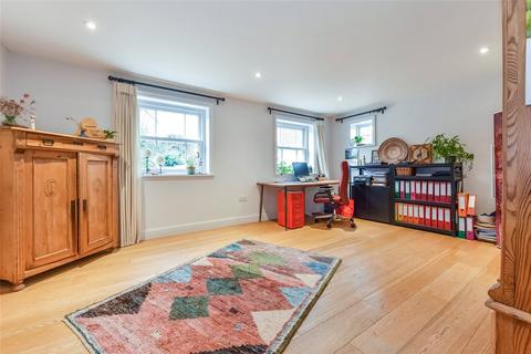 Coach House, Hollandsfield Downs Road, West Stoke, Chichester, PO18 9BP