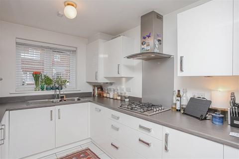 3 bedroom semi-detached house for sale, Speedwell Road, Bodicote