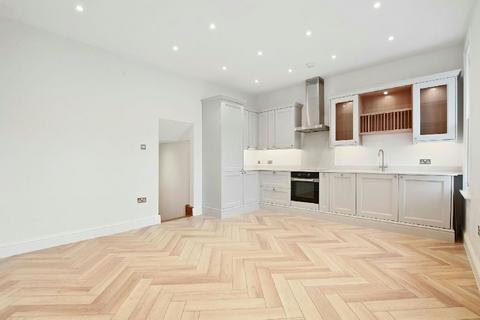 2 bedroom flat for sale, Harberton Road  Whitehall Park  Archway N19 3JR