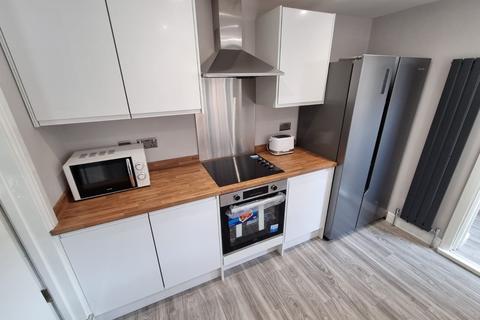 4 bedroom house to rent, Hull HU6