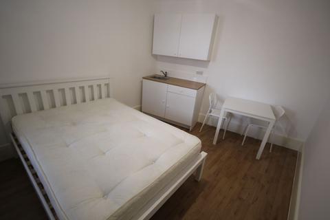 House share to rent, 267a Station Road, Harrow HA1