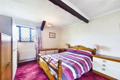 2 bedroom bungalow for sale, Cottington Close, Kingsclere, Newbury, Hampshire, RG20
