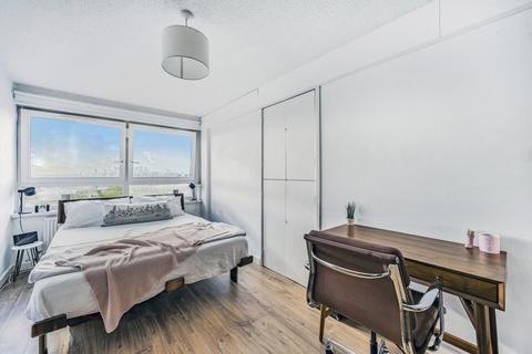 1 bedroom apartment for sale, Leda Road, London