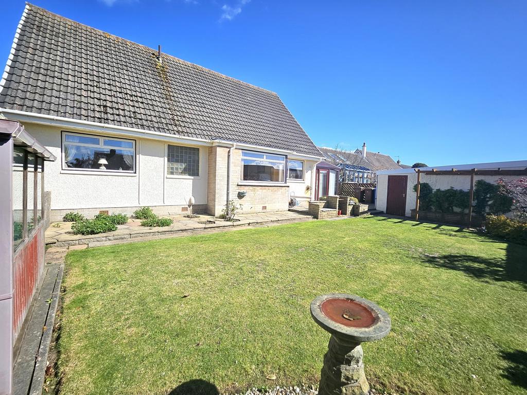 91 Ardrossan Road, Seamill, West... 4 bed detached house for sale £